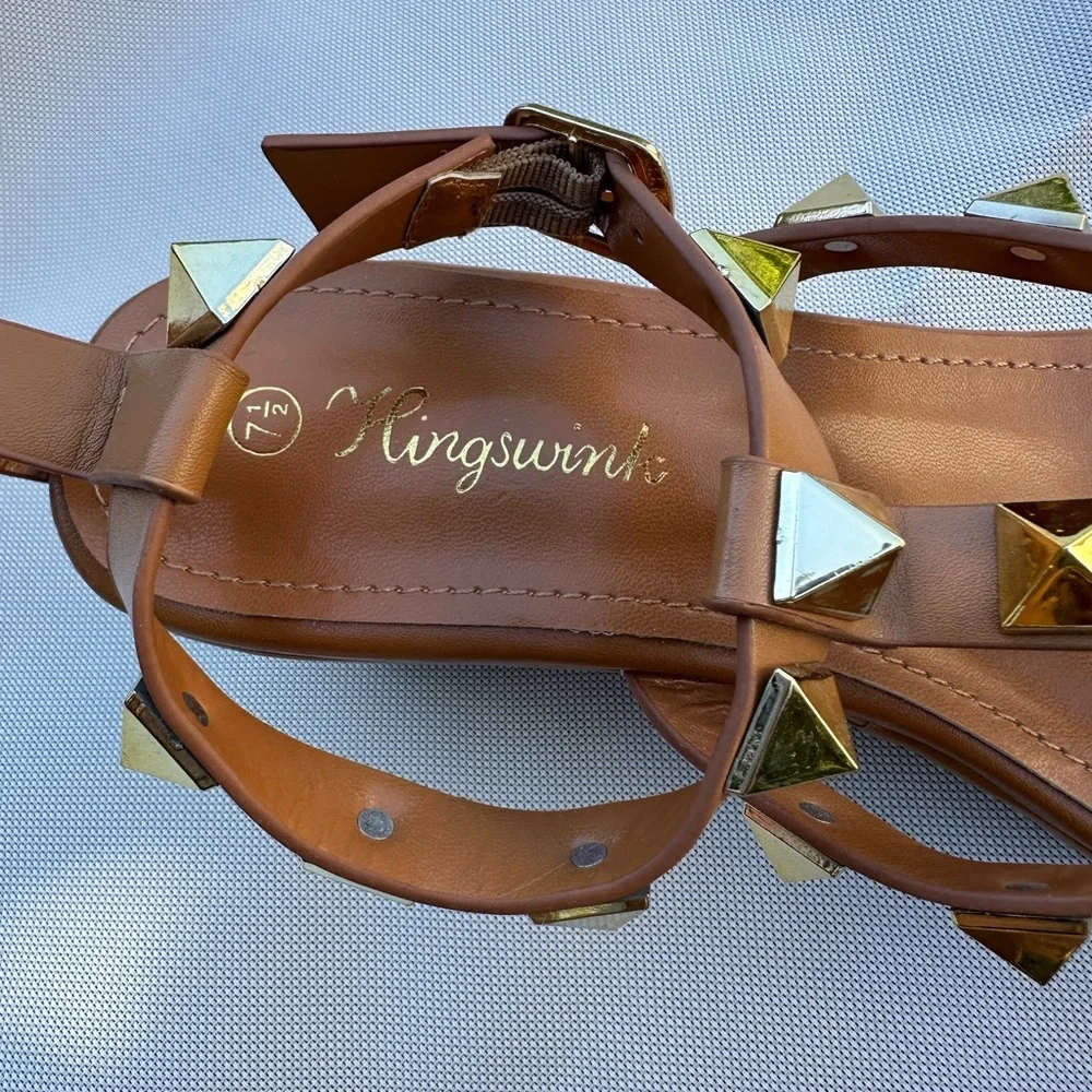 ✨ Brown Studded Platform Wedge Sandals – Gold Accents  size 7 .5 - Picture 4 of 6